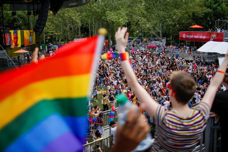 Medical facilities must not consider homosexuality as disease: Vietnam health ministry