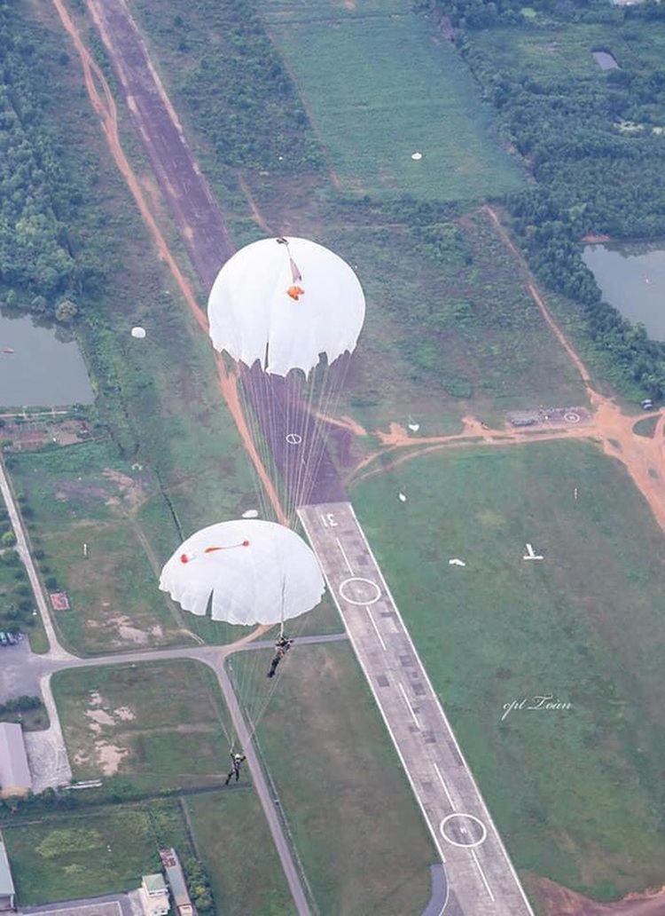 Jump in! Parachuting a hit amongst young women in Vietnam