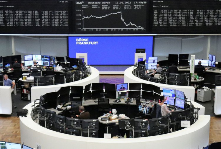 Fed angst unnerves stocks, yen soars on Japan intervention hint