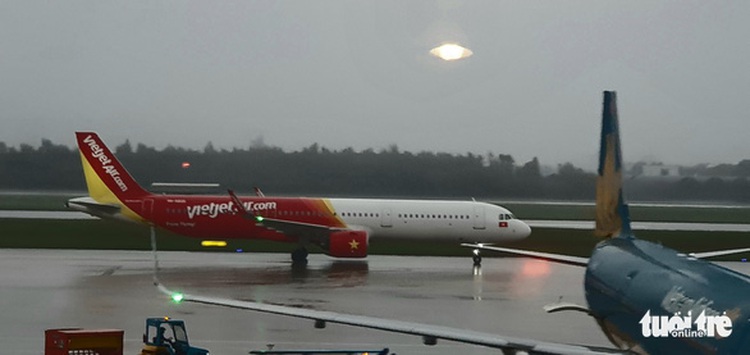 5 airports cease operations in response to Typhoon Noru in Vietnam