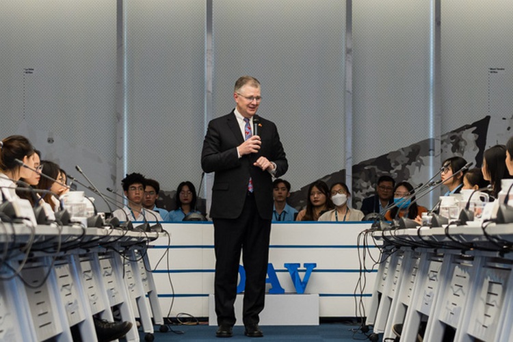 Vietnam central to US strategy for Indo-Pacific region: US official