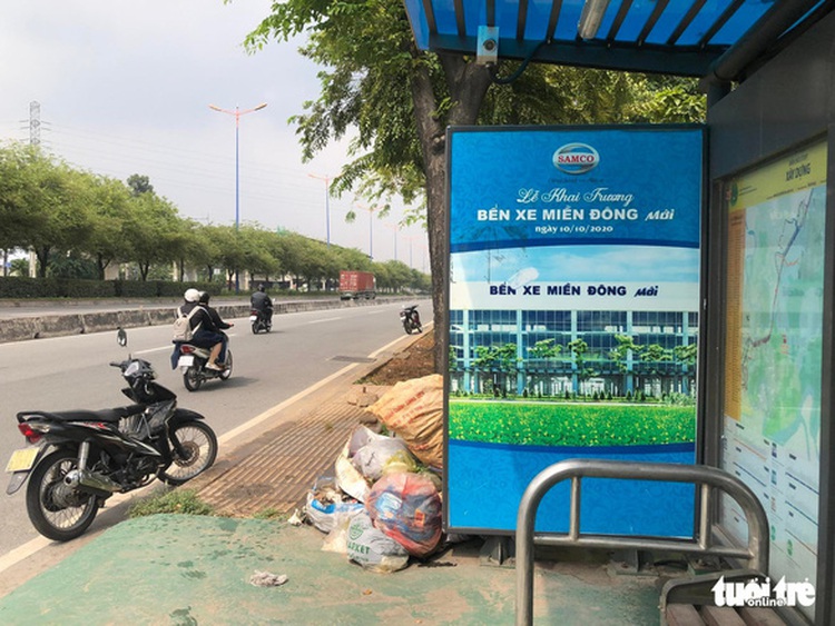 Garbage smears bus stops in Ho Chi Minh City