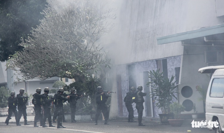 Thousands participate in anti-terrorism drill at airport in Vietnam’s Central Highlands