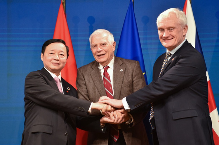 JETP’s $15.5 billion aid paves way for Vietnam’s ambitious net zero goal: UK ambassador
