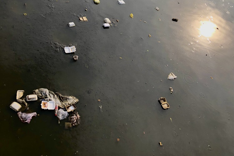 Garbage chokes Ho Chi Minh City canal