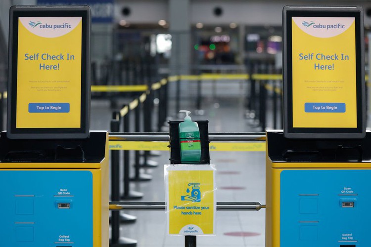 Power outage forces Philippines to suspend flights, shut airspace