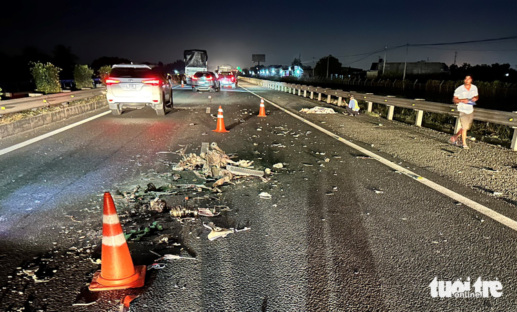 Man fatally hit by truck after riding motorbike on expressway in southern Vietnam