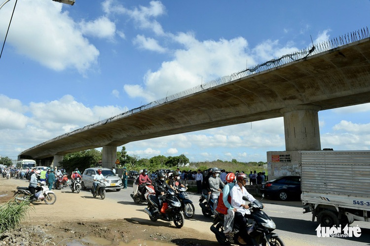 Vietnamese transport ministry receives extra $1.3bn for 5 expressway projects