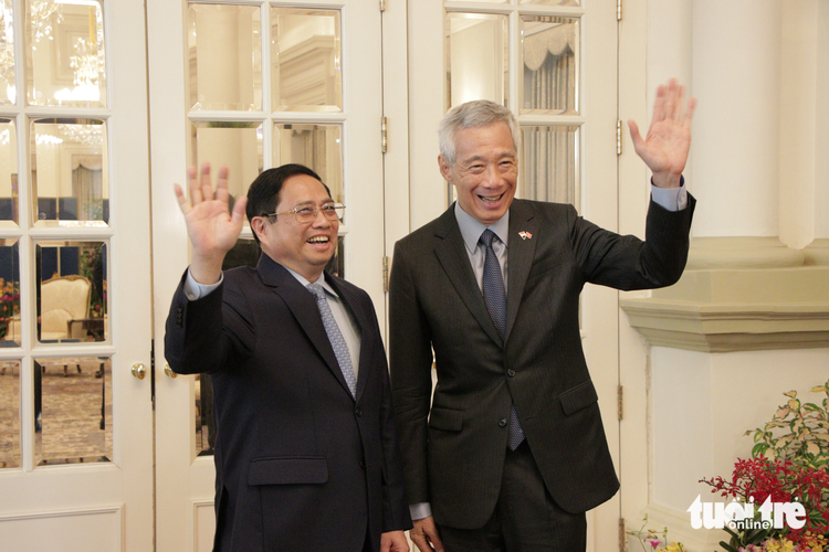 Vietnam, Singapore to strengthen multifaceted cooperation