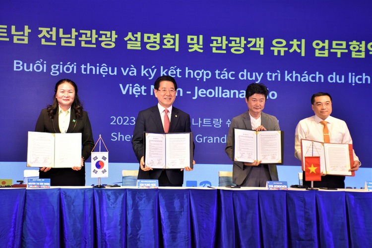 S.Korean province to offer visa waiver to Vietnamese tourists