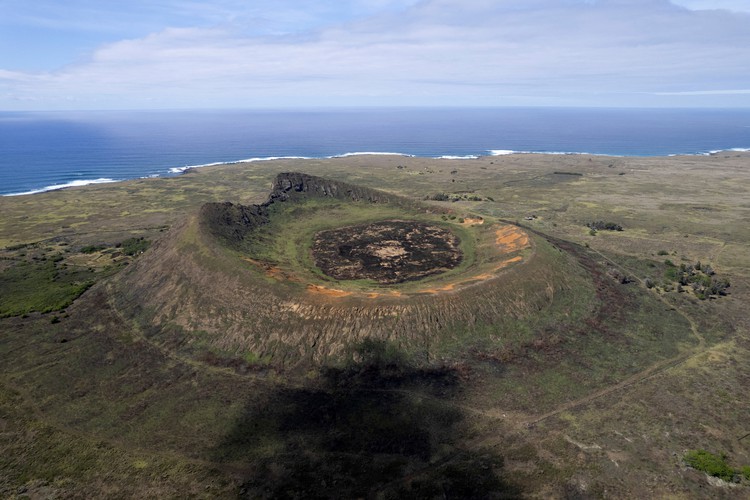 Scientists uncover new Easter Island moai statue in dry lake bed