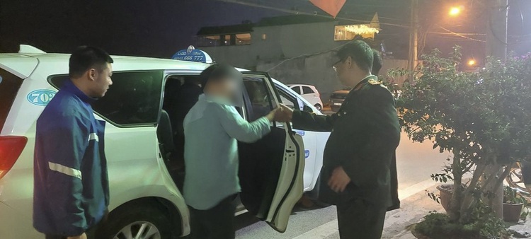 S.Korean tourist lost in Vietnam’s Central Highlands mountain helped home