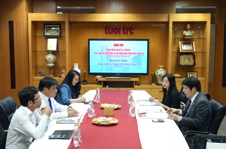 Consul General of Japan in Da Nang visits Tuoi Tre