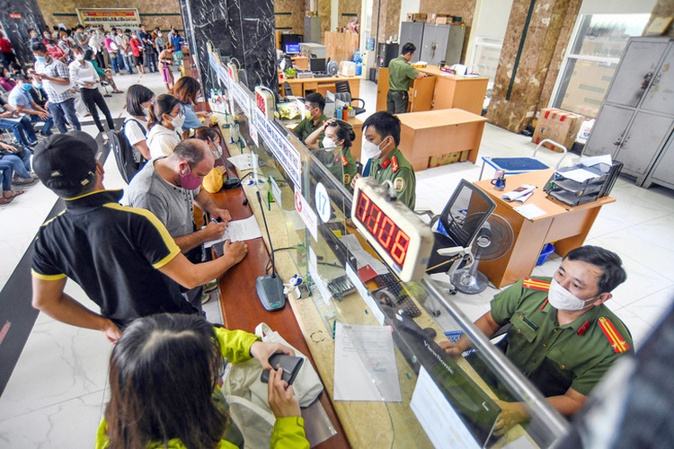 Vietnam to loosen work permit requirements for foreigners
