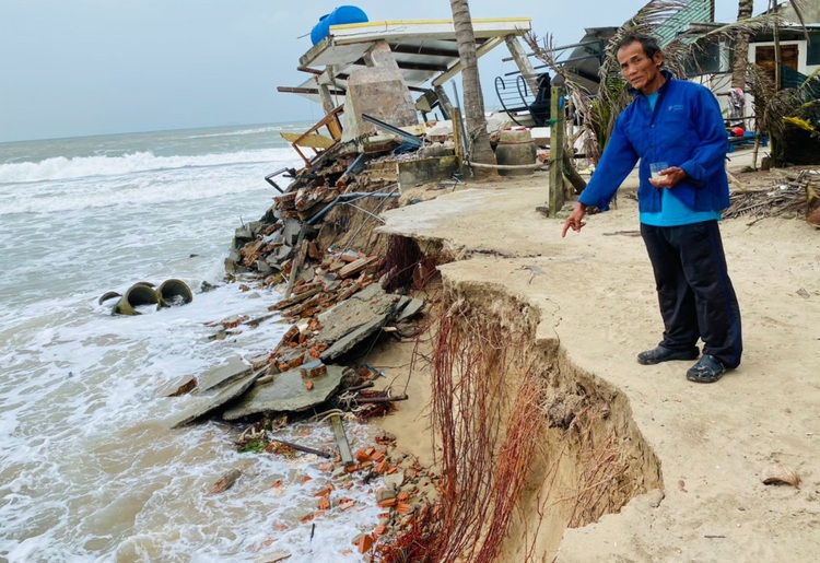 Central Vietnamese province to spend $9mn on emergency anti-erosion embankment