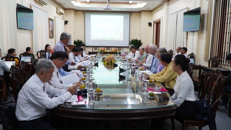 Province in Vietnam's Mekong Delta steps up efforts to preserve red-crowned cranes