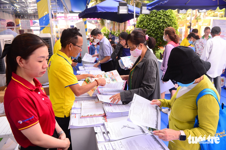 Holiday tours sell like hot cakes at Ho Chi Minh City tourism fest