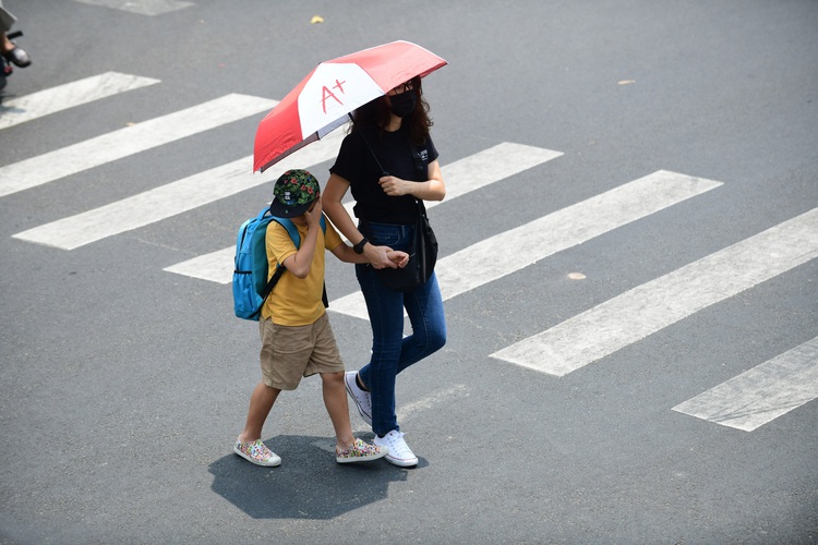 Breakfast @ Tuoi Tre News — April 10