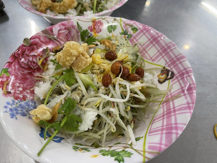 Fact or fiction: “Vietnamese street food is always good”