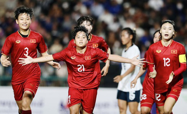 Vietnam reach SEA Games women’s football final with win over Cambodia