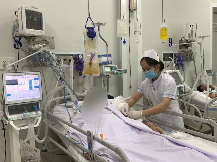 3 hospitalized due to botulinum poisoning in Ho Chi Minh City