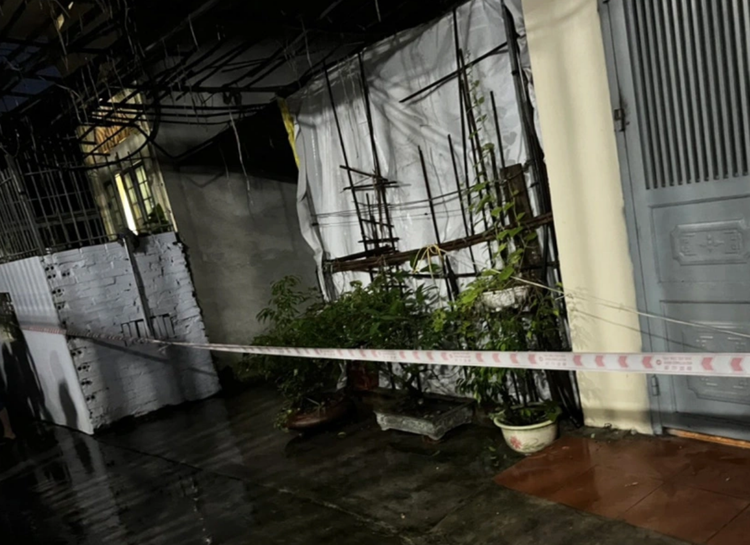 2 killed in lightning strike in Vietnam’s Ha Long