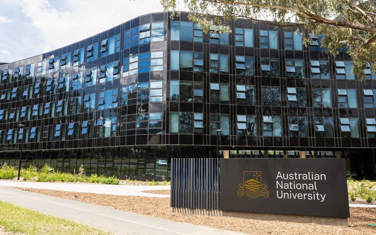 Australian National University to enroll Vietnamese students using grade-12 academic records