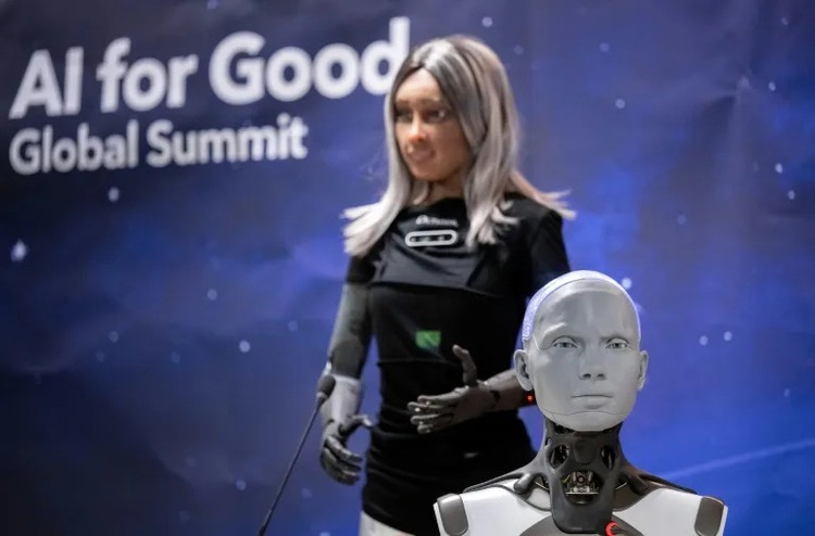 AI robots at UN reckon they could run the world better