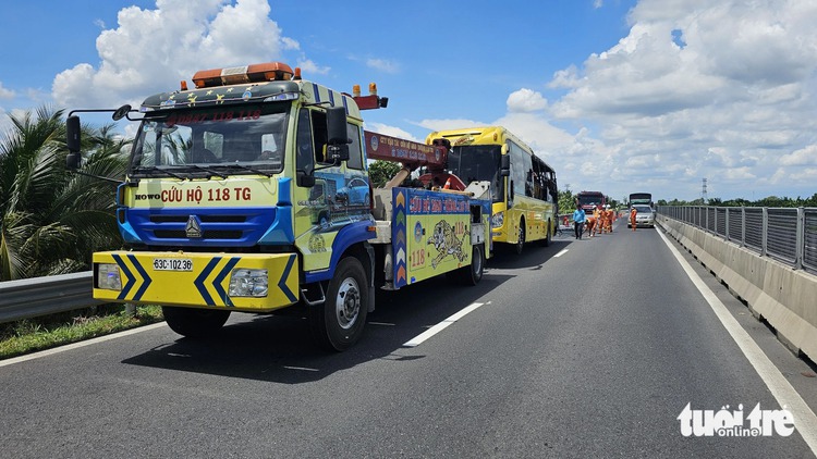 Fire engulfs sleeper bus on southern Vietnam expy, no casualties reported