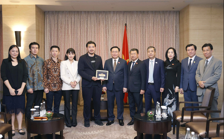 Top Vietnamese legislator calls on Indonesian firms to expand reach in Vietnam