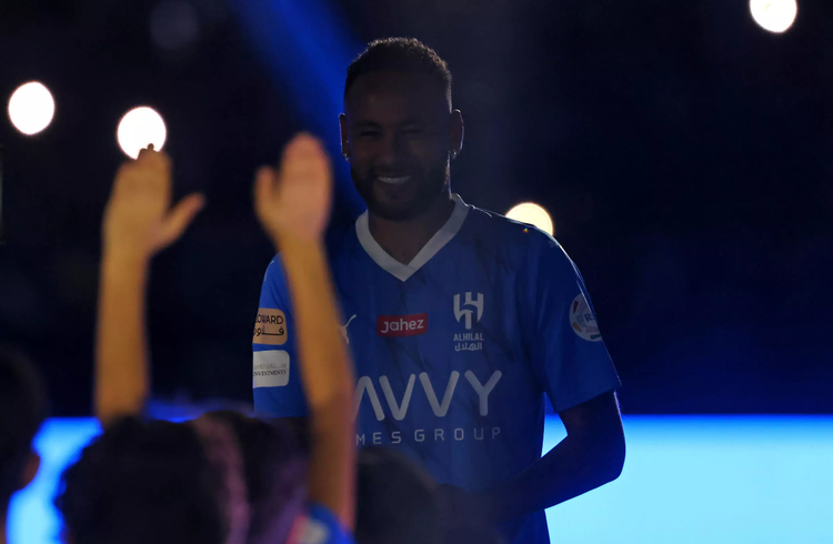 Neymar gets rapturous welcome at big-spending Saudi club