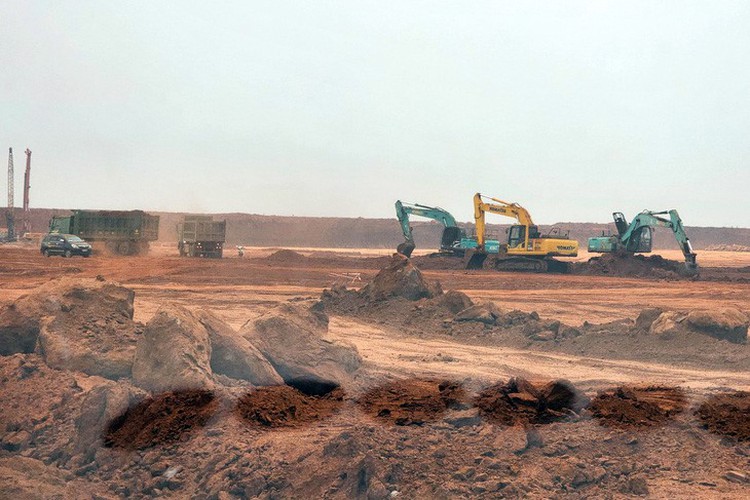 Entire cleared site handed over for 1st phase of Long Thanh airport project in southern Vietnam