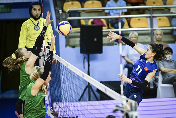 Vietnam makes maiden advancement to Asian volleyball championship semifinals following Australia triumph