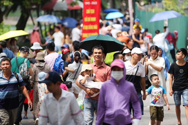 In Vietnam, public workers to have three days off for 2024 New Year