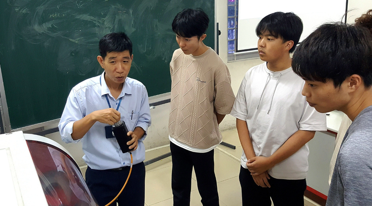 Young Japanese people undergo one-month apprenticeship in Vietnam