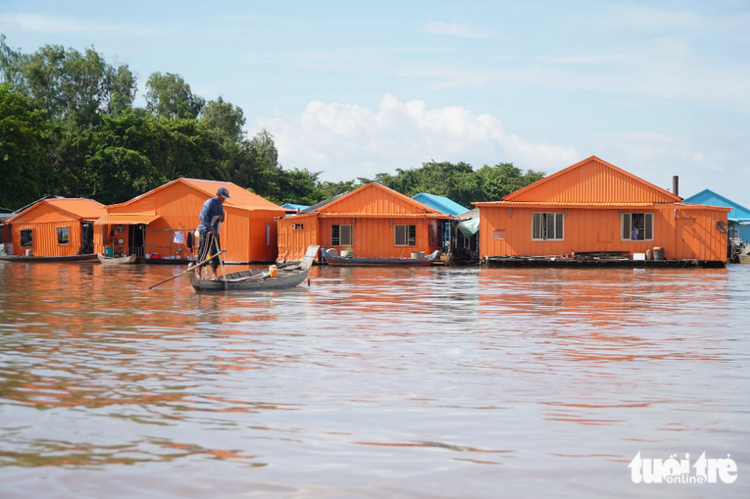 Vibrant floating village emerges as unique Mekong Delta destination
