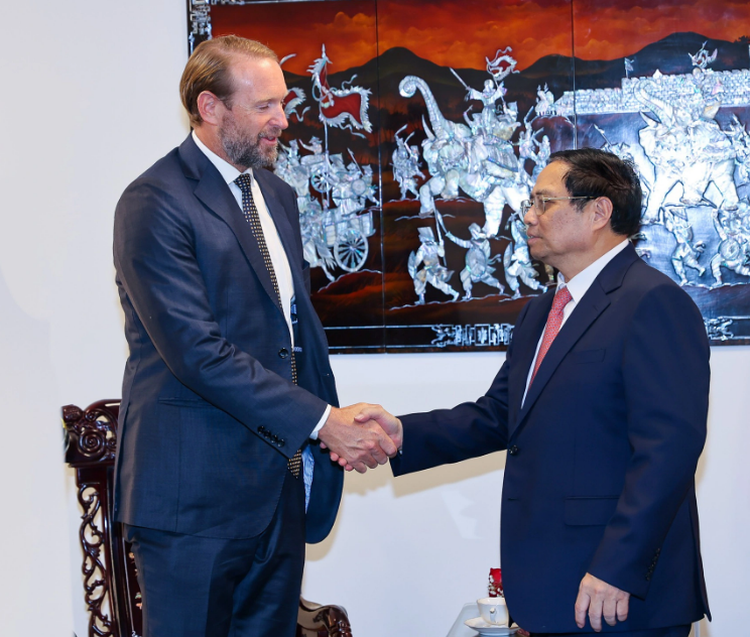 Major US companies, including SpaceX, aim to expand investment in Vietnam