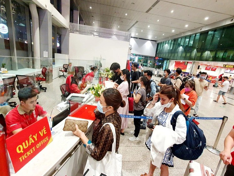Airfares in Vietnam skyrocket ahead of Tet holiday