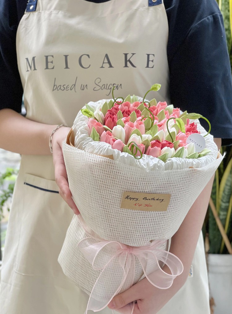 Edible flowers given as gifts in Vietnam