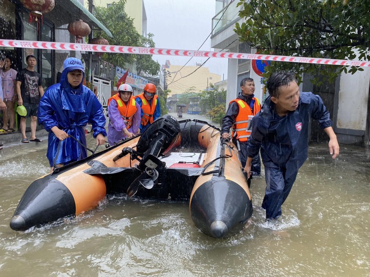 Tropical storms expected to hit Vietnam this month: forecaster