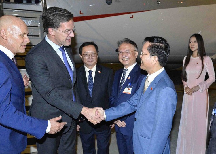 Dutch PM arrives in Vietnam for state visit