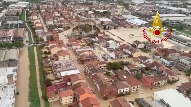 Six killed as 'unprecedented' downpours swamp Italy's Tuscany