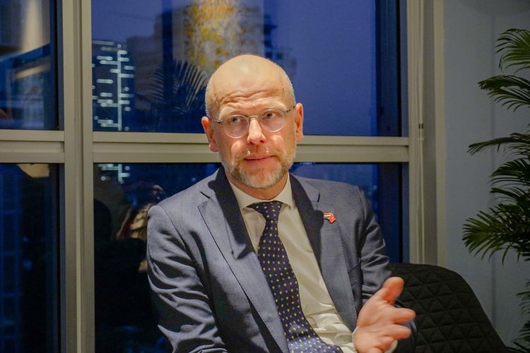 Vietnam attractive to Dutch semiconductor companies: Dutch vice-minister