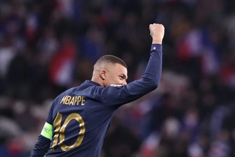 France smash records in 14-0 win, Dutch, Swiss and Romania qualify for Euro 2024