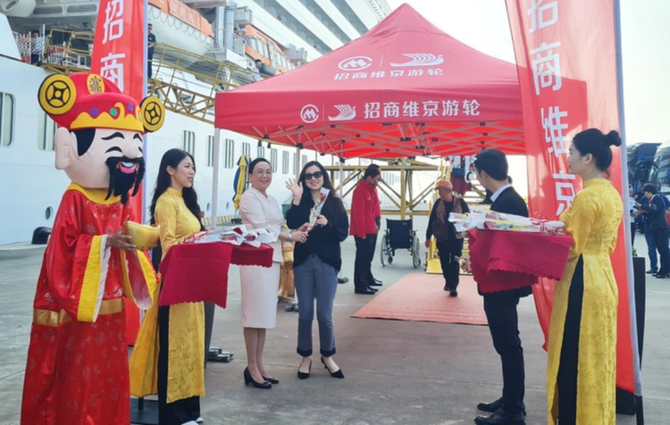Vietnam’s Ha Long Bay welcomes first Chinese cruise passengers this year