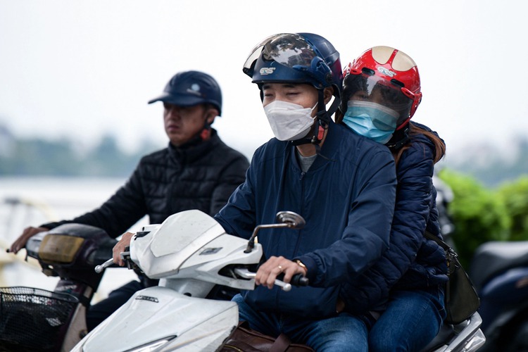 Cool weather, heavy rainfall expected in northern, central Vietnam this week