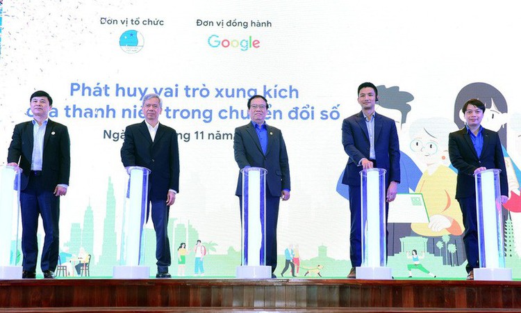 Google awards 500 cybersecurity scholarships to young Vietnamese