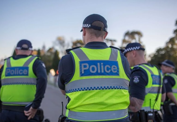 Australian police nab man over 17 million scam texts