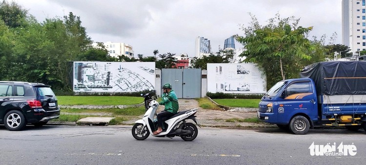3 property projects abandoned in prime sites in downtown Da Nang