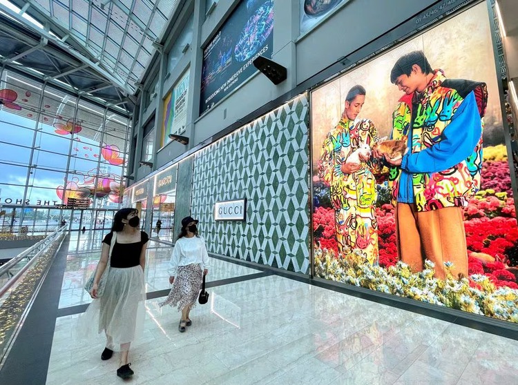 Singapore readies sales tax hike as demographic crunch looms